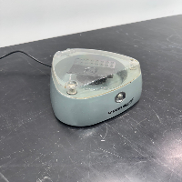 VWR Mini Centrifuge image 2